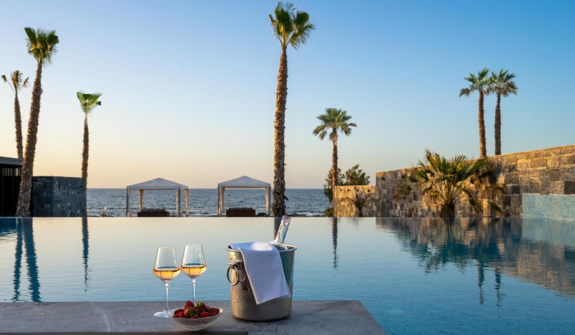 Nana Princess Suites Villas & Spa Hersonissos  Exterior photo